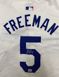 Authentic Autographed Memorabilia 