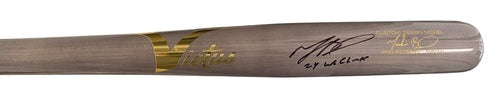 Authentic Autographed Memorabilia 
