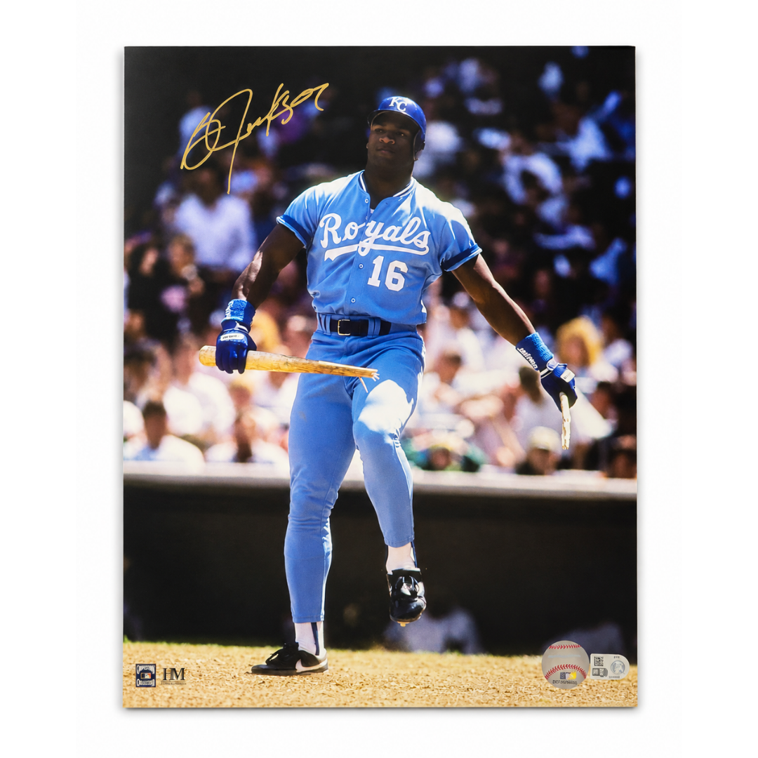 Bo Jackson Autographed 16x20 Photo
