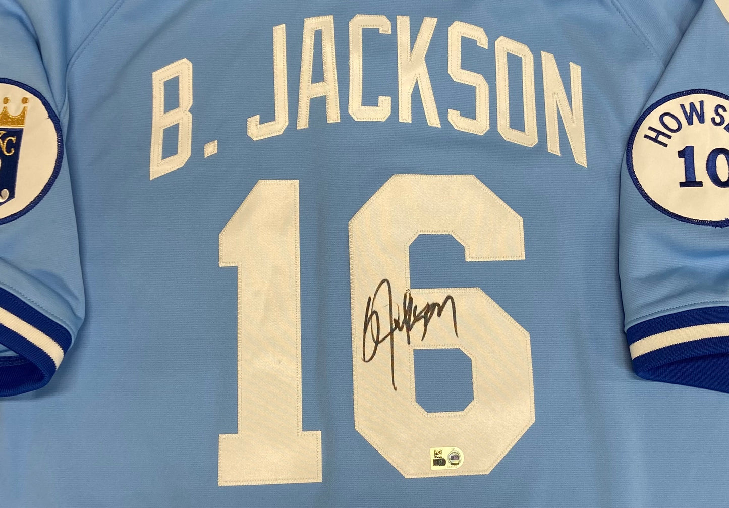 Authentic Autographed Memorabilia 