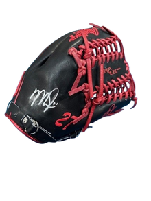 Authentic Autographed Memorabilia 