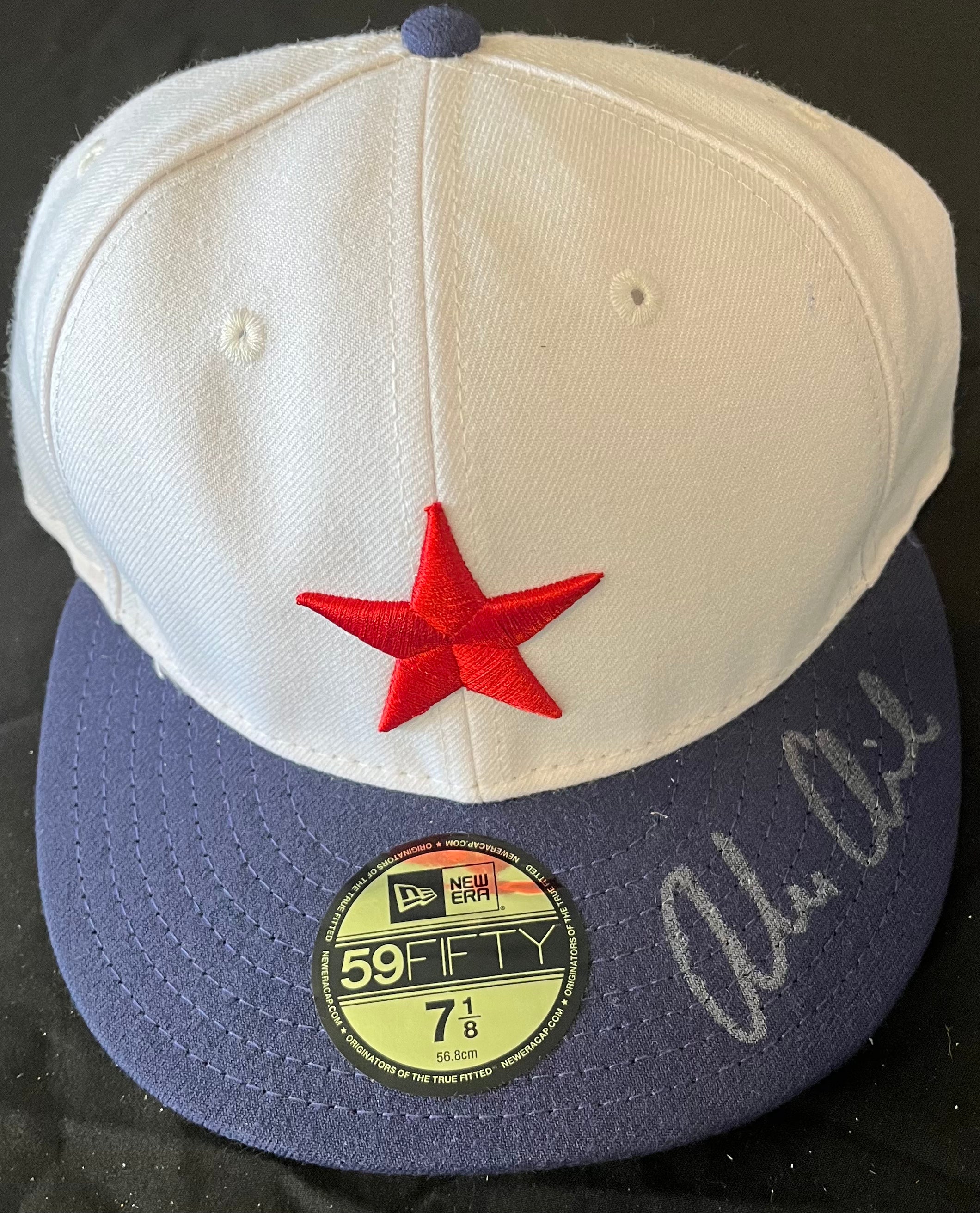 Authentic Autographed Memorabilia 