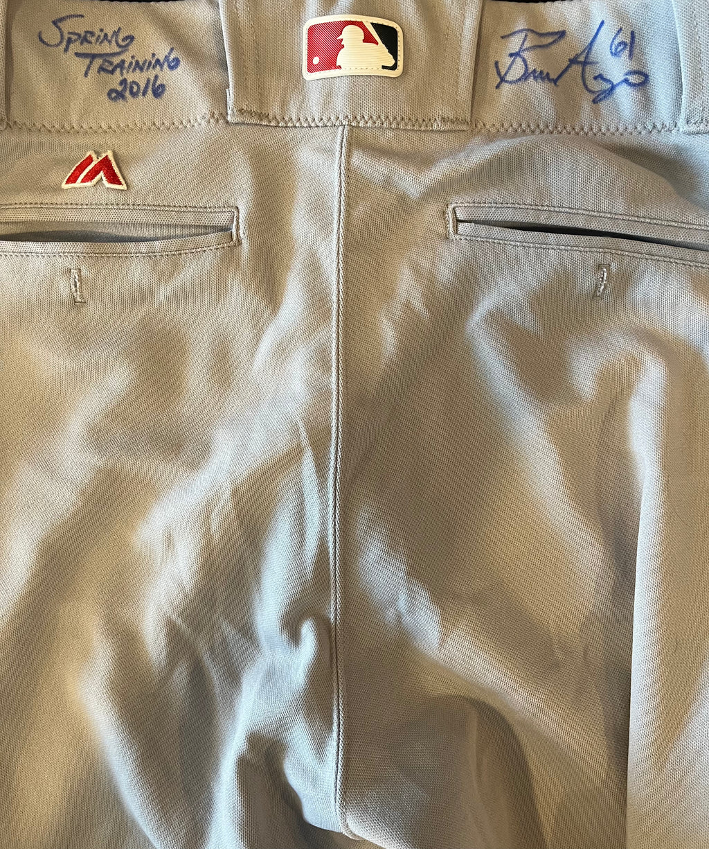 Authentic Autographed Memorabilia 