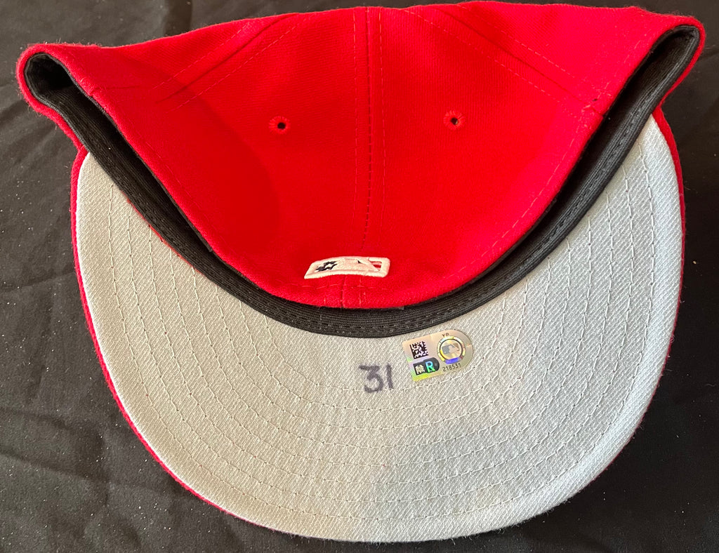 Authentic Autographed Memorabilia 