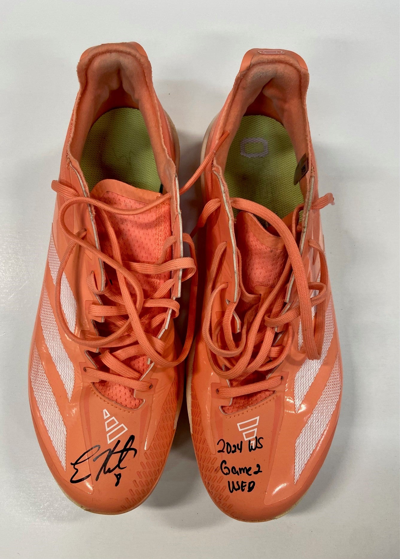 Authentic Autographed Memorabilia 