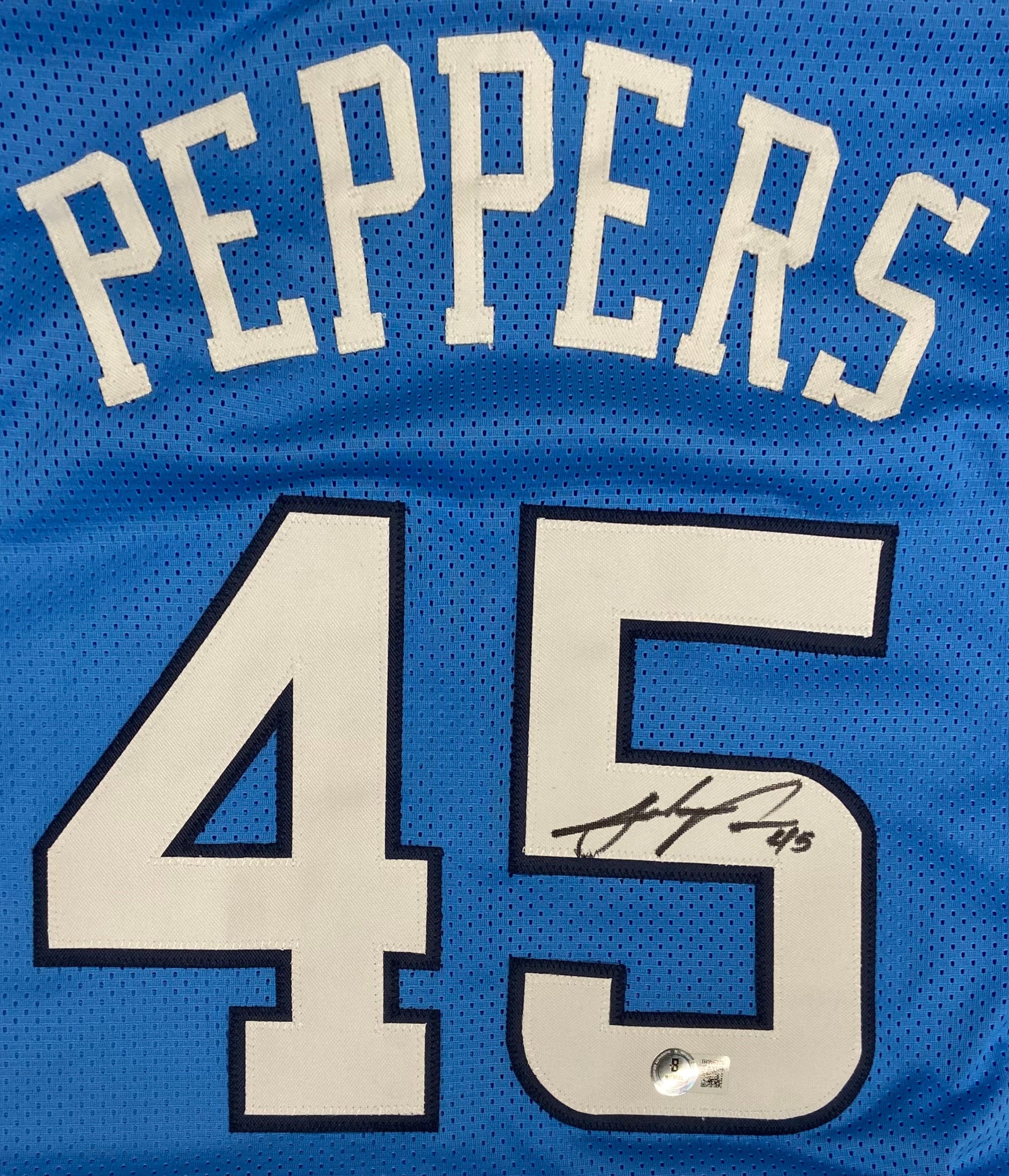 Authentic Autographed Memorabilia 