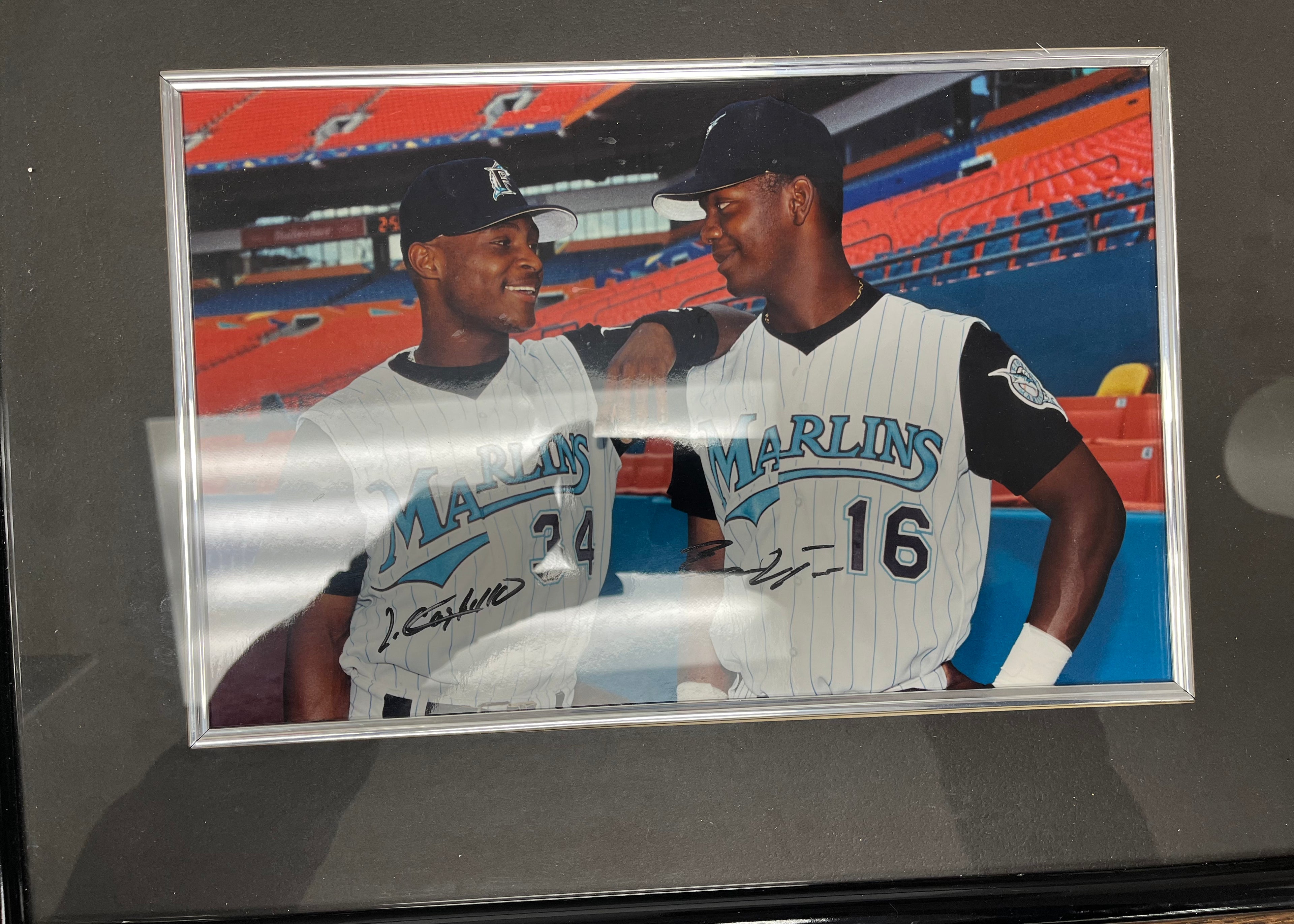 Authentic Autographed Memorabilia 