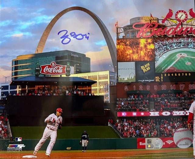 Authentic Autographed Memorabilia 