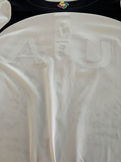 Authentic Autographed Memorabilia 