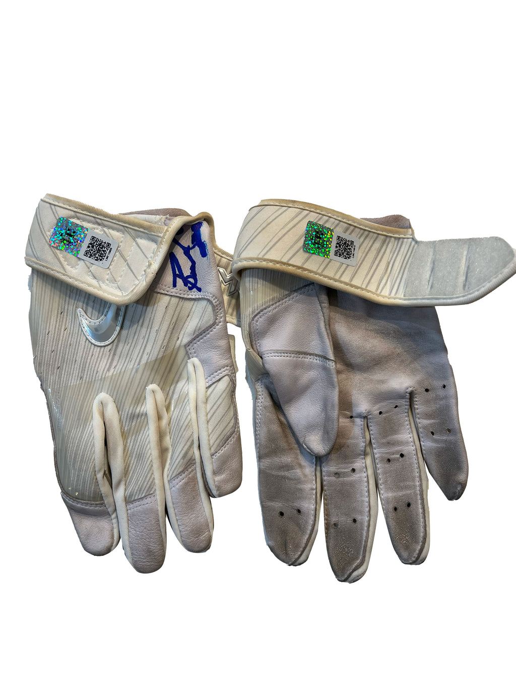 Authentic Autographed Memorabilia 