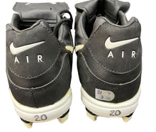 Authentic Autographed Memorabilia 