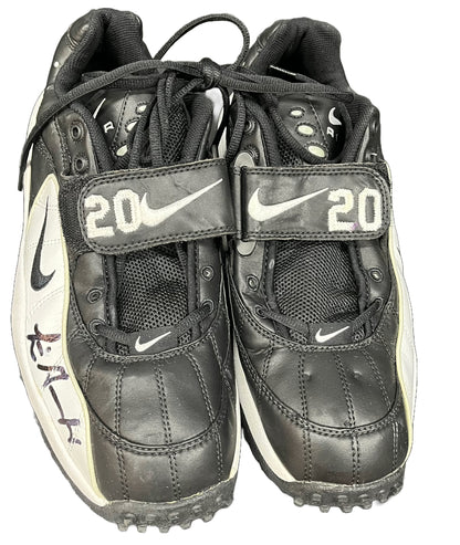 Authentic Autographed Memorabilia 