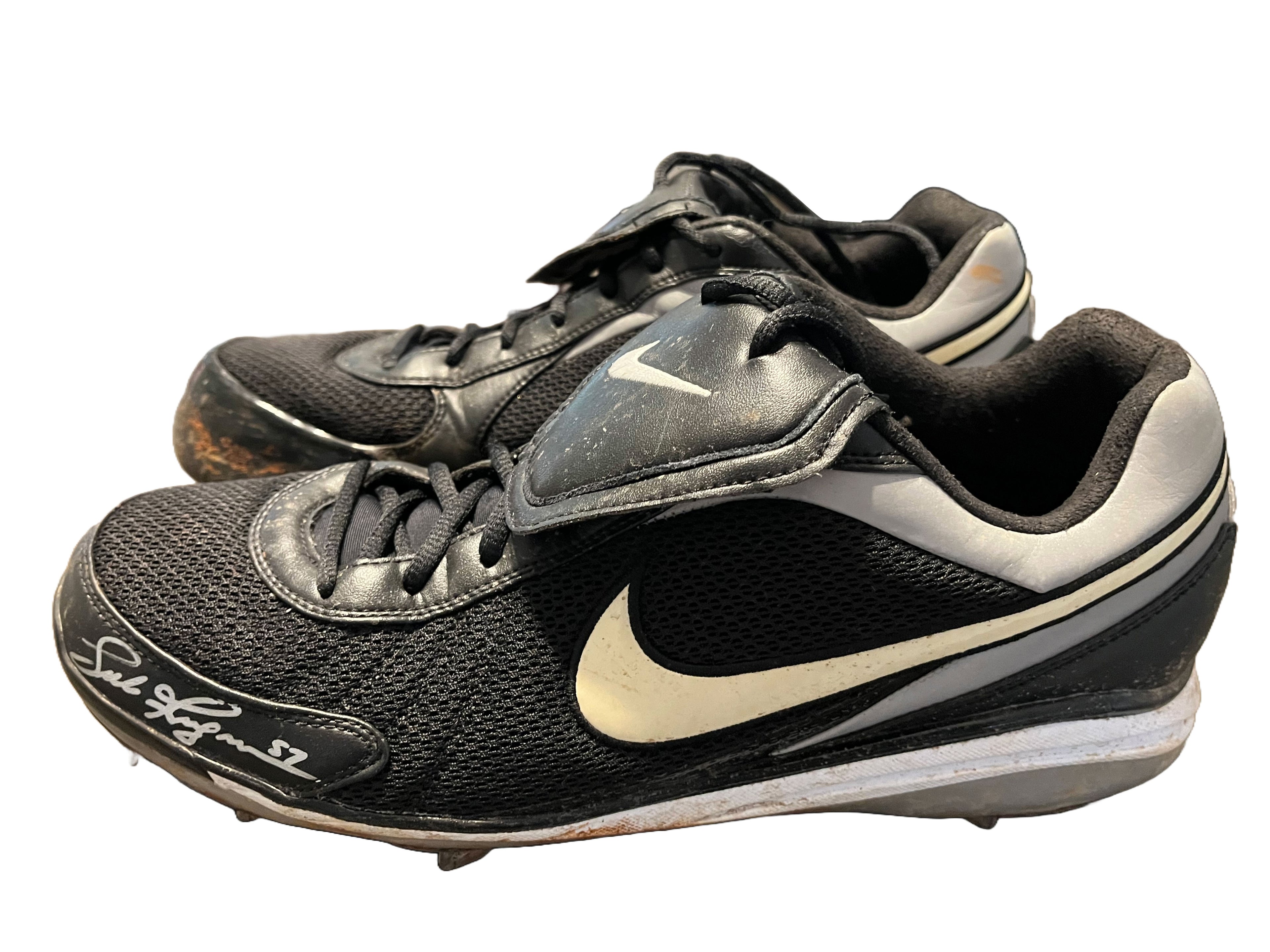 Authentic Autographed Memorabilia 