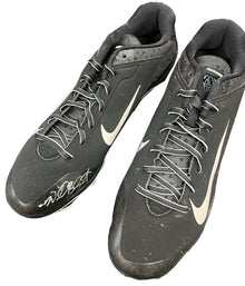 Authentic Autographed Memorabilia 