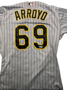 Authentic Autographed Memorabilia 