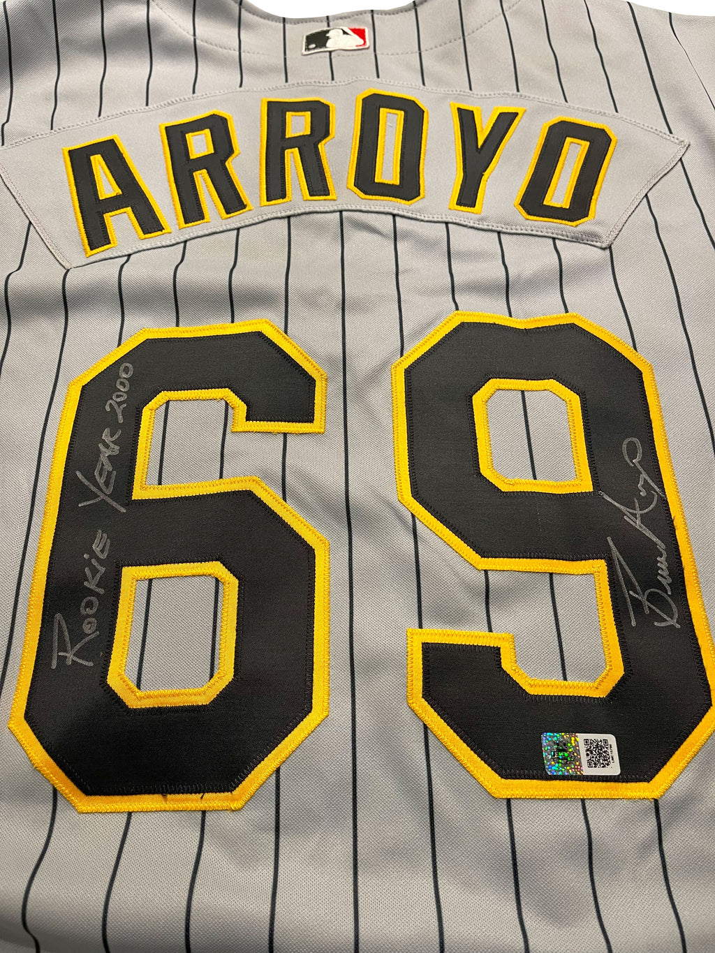 Authentic Autographed Memorabilia 