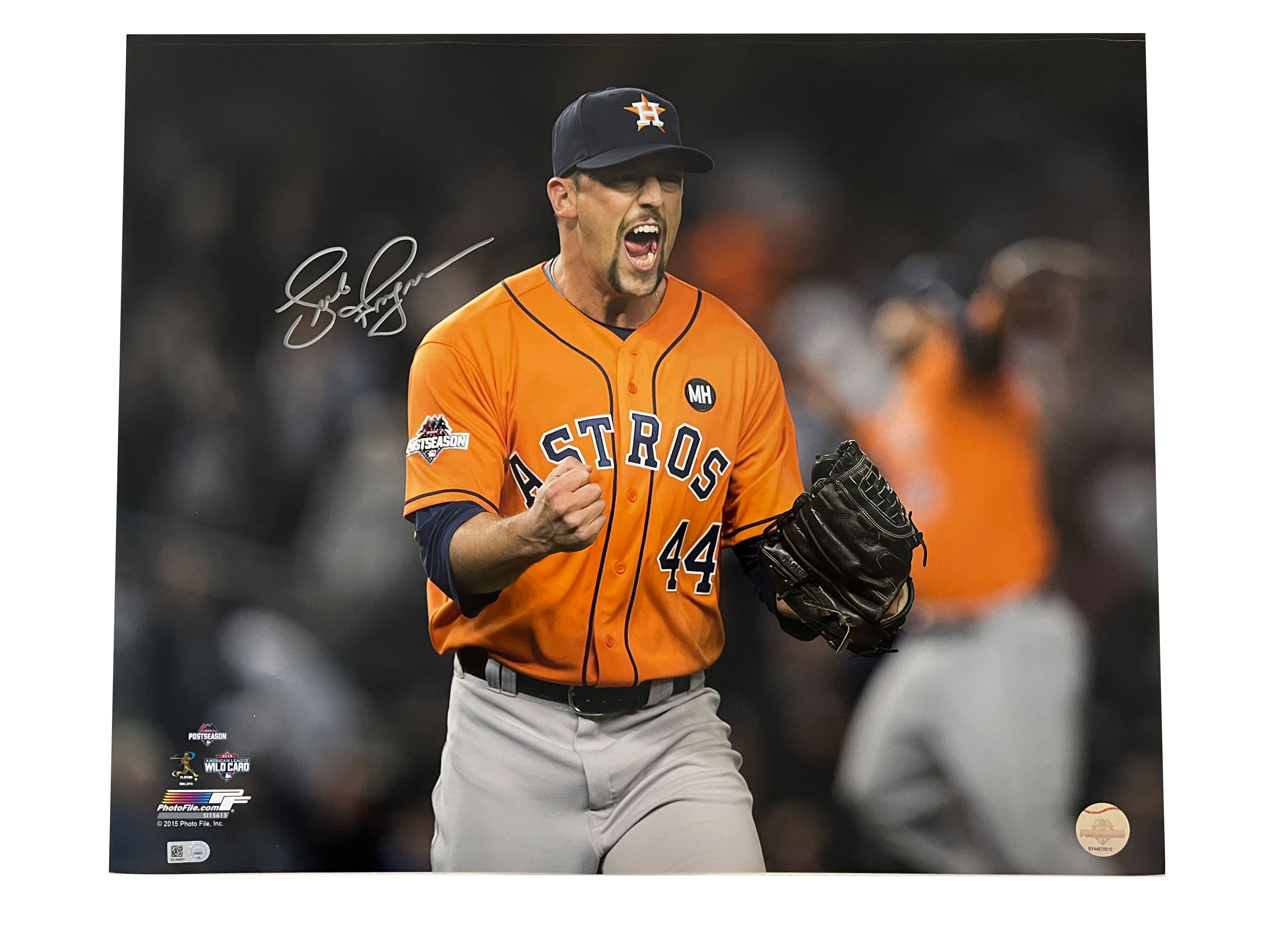 Authentic Autographed Memorabilia 