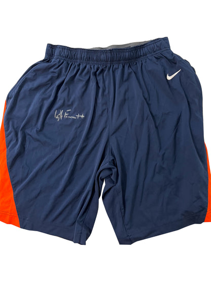 Authentic Autographed Memorabilia 