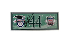 Authentic Autographed Memorabilia 
