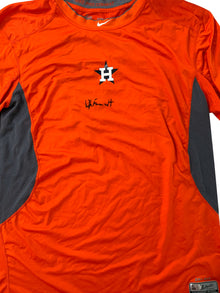 Authentic Autographed Memorabilia 