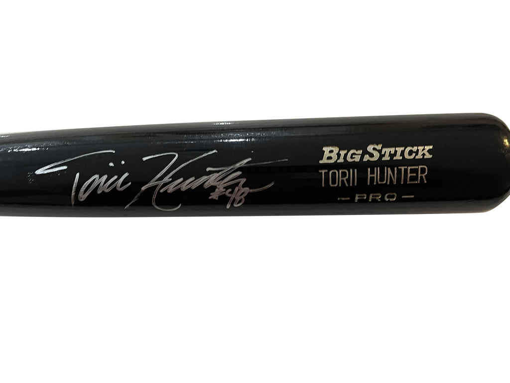 Authentic Autographed Memorabilia 