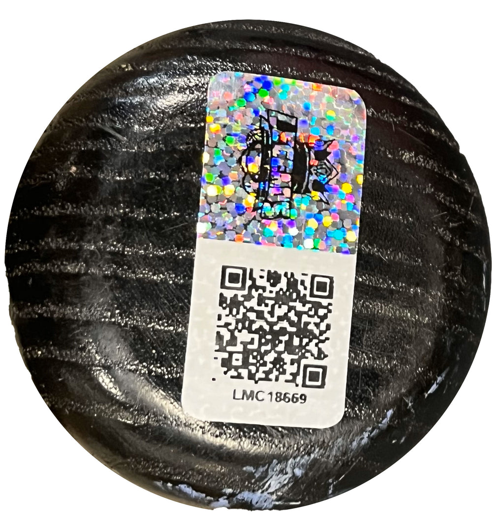 Authentic Autographed Memorabilia 