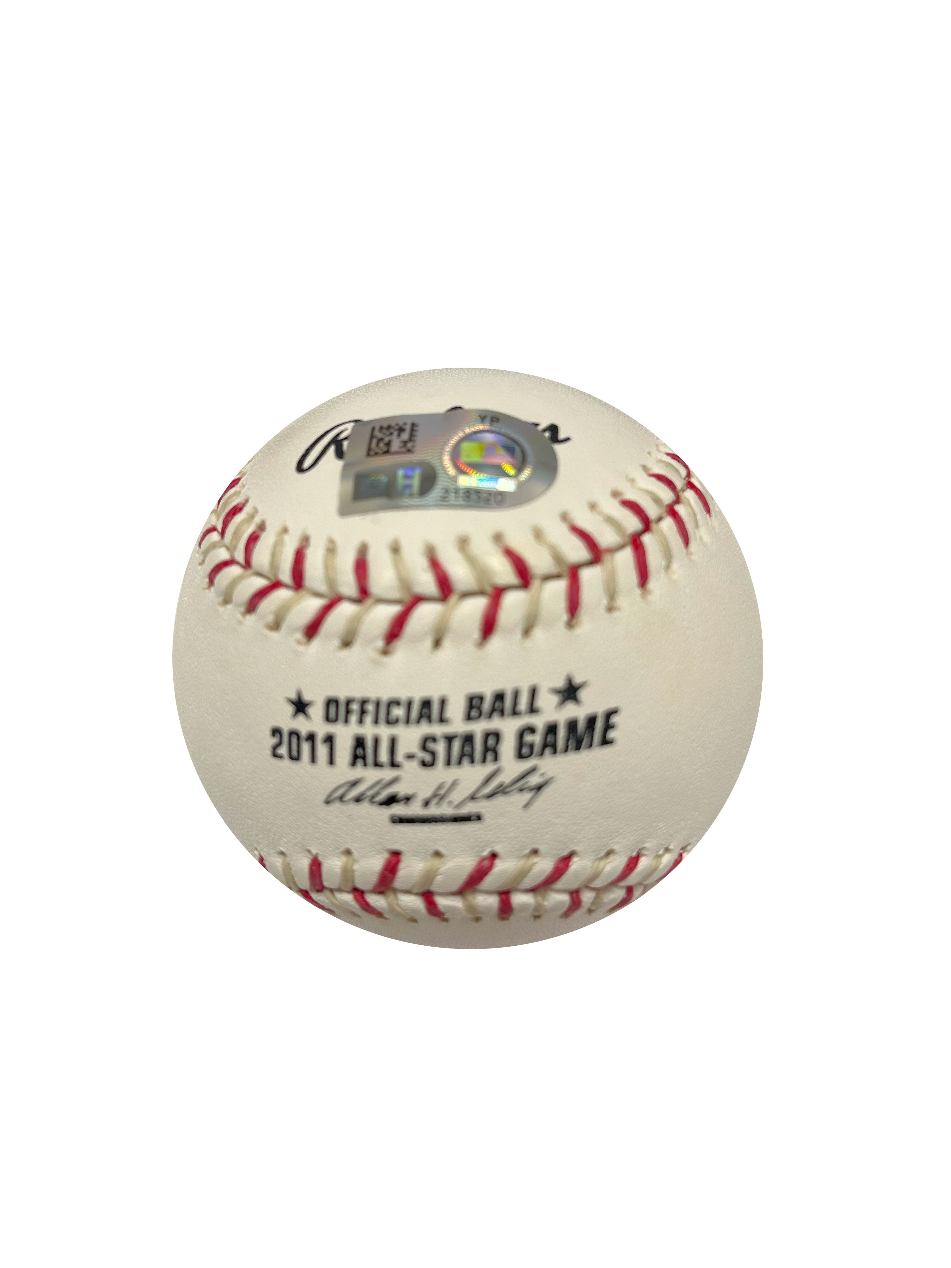 Authentic Autographed Memorabilia 
