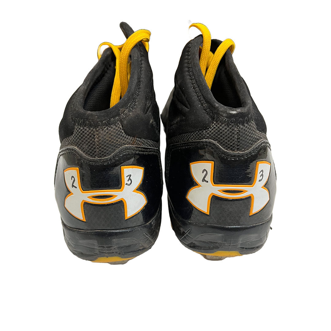 Authentic Autographed Memorabilia 