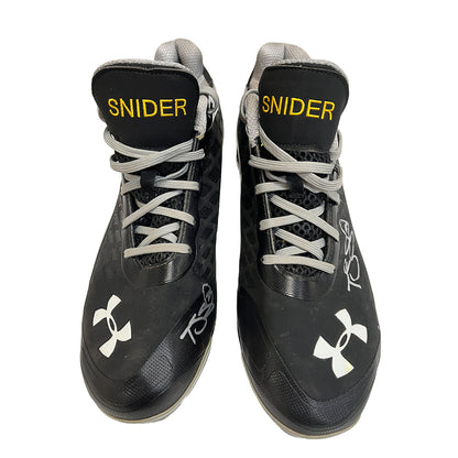 Authentic Autographed Memorabilia 