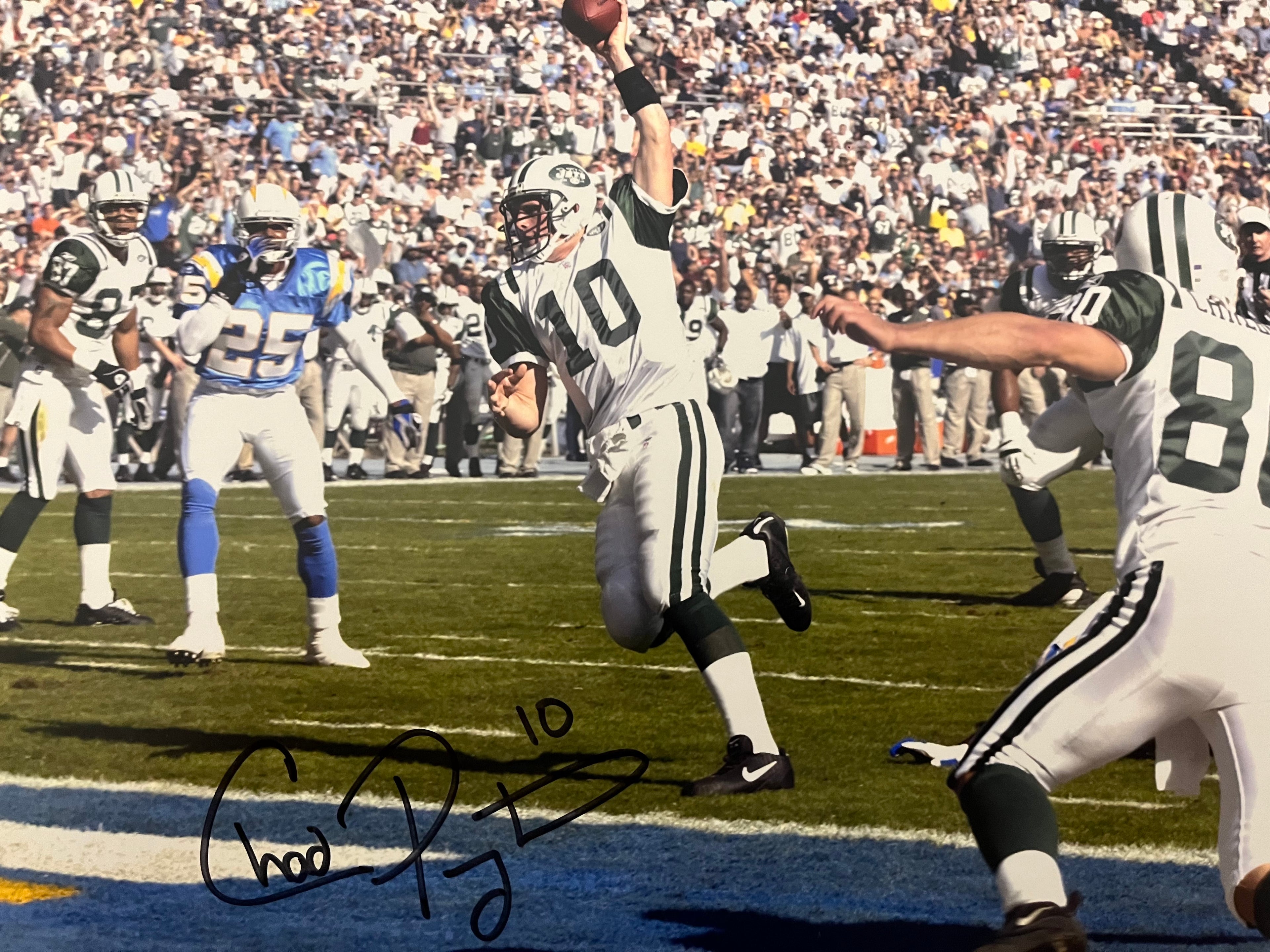 Authentic Autographed Memorabilia 