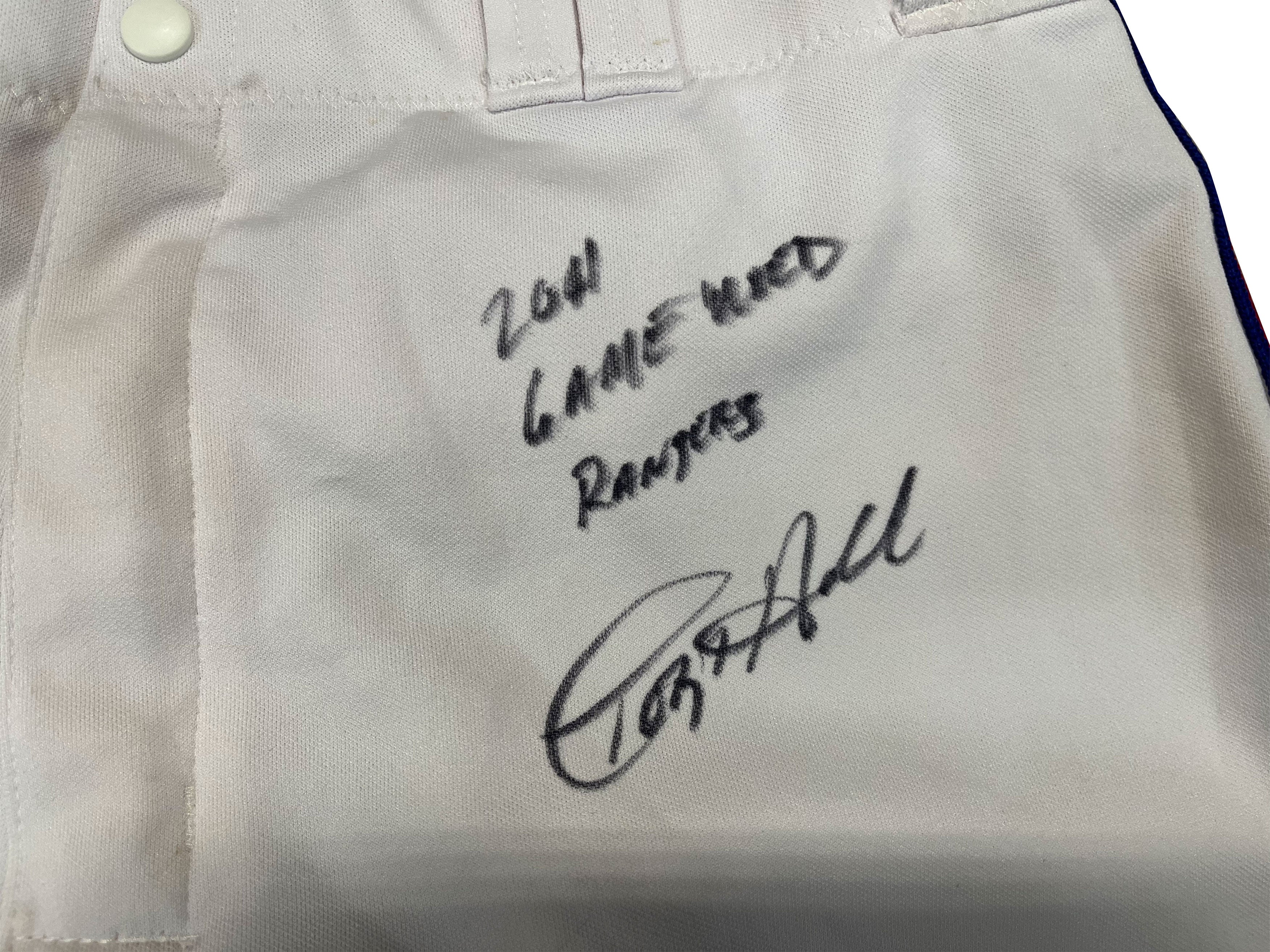 Authentic Autographed Memorabilia 