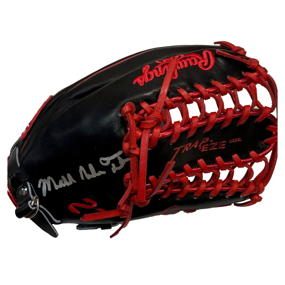 Authentic Autographed Memorabilia 