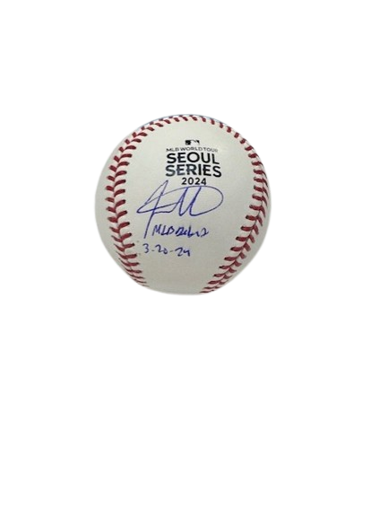 Authentic Autographed Memorabilia 