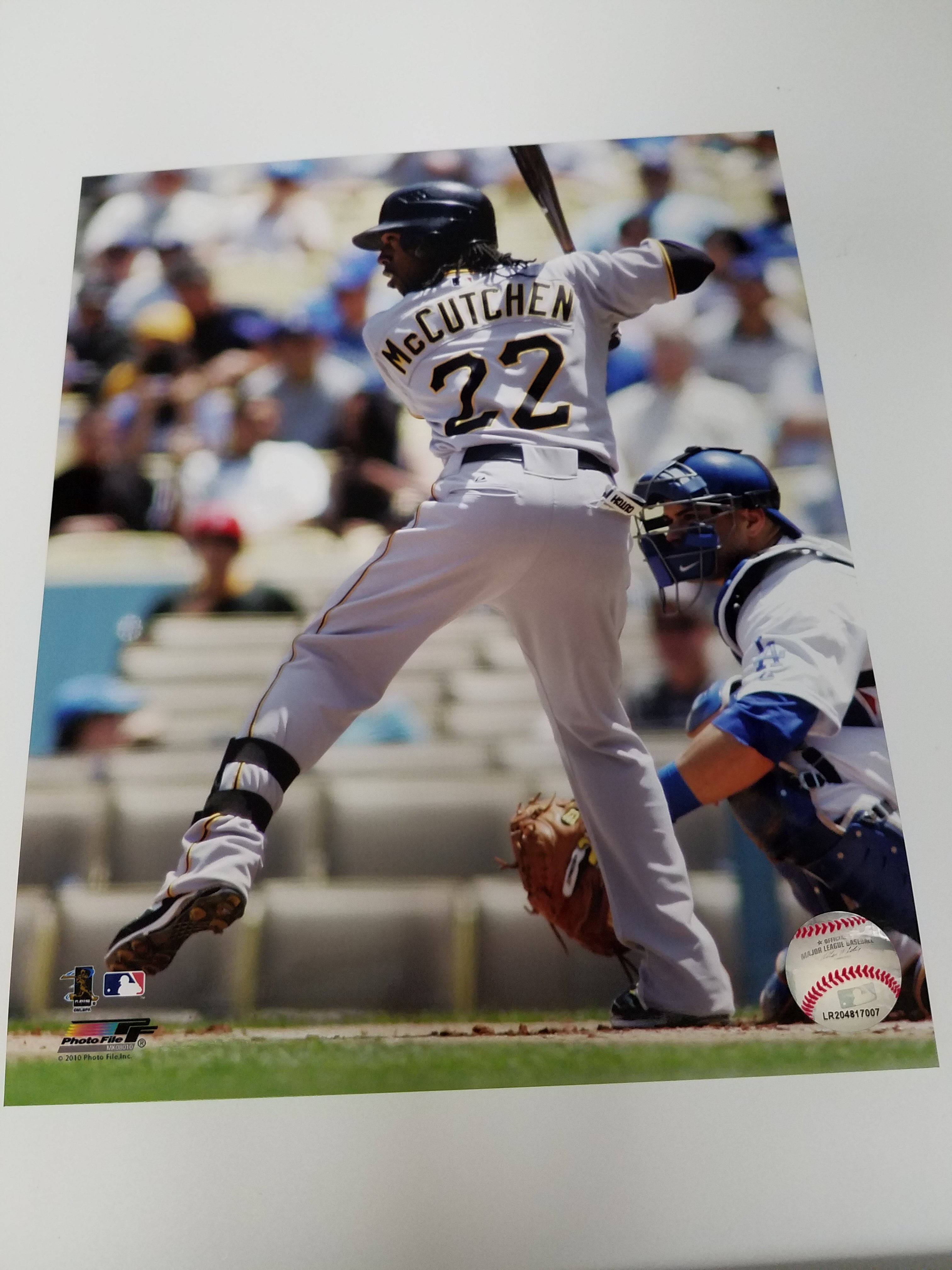 Authentic Autographed Memorabilia 