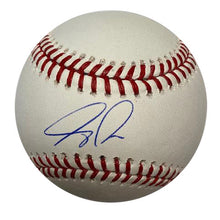 Authentic Autographed Memorabilia 