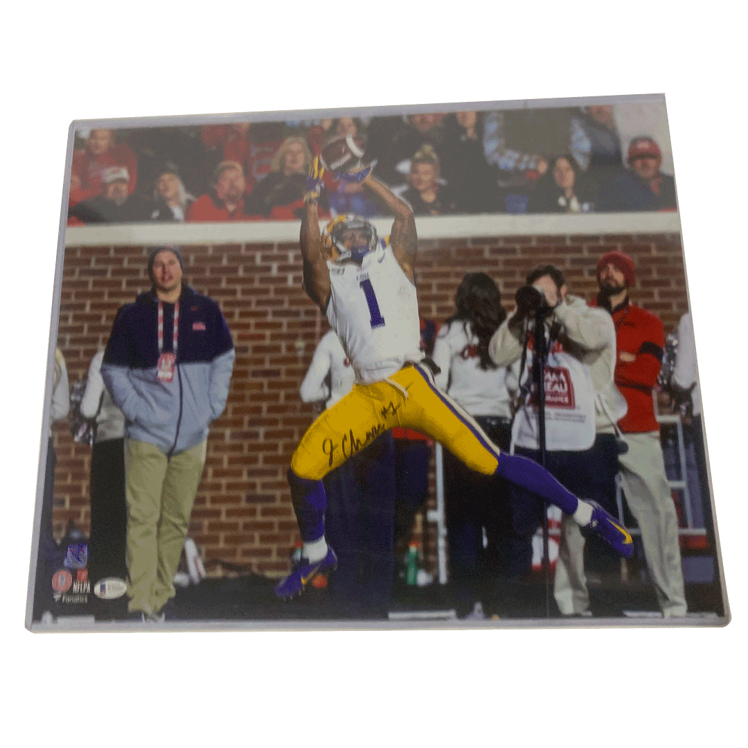 Authentic Autographed Memorabilia 