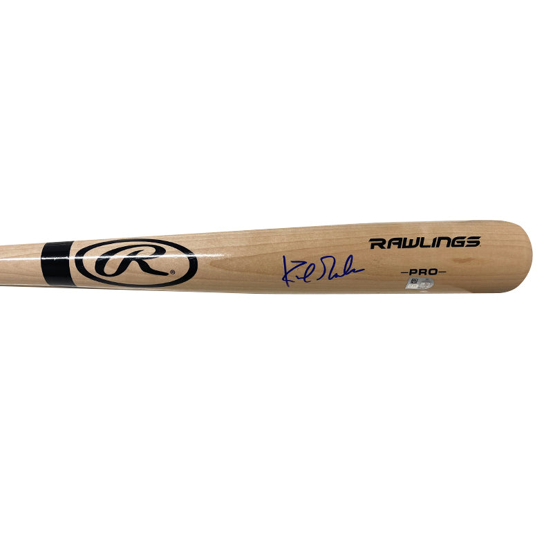 Authentic Autographed Memorabilia 