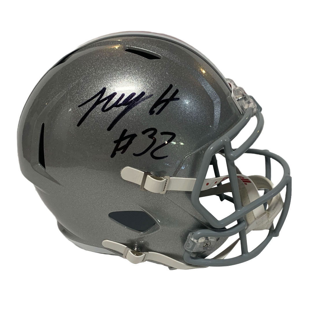 Authentic Autographed Memorabilia 